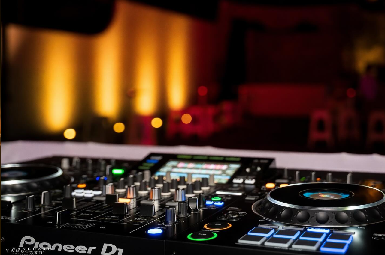 Wedding DJ details
